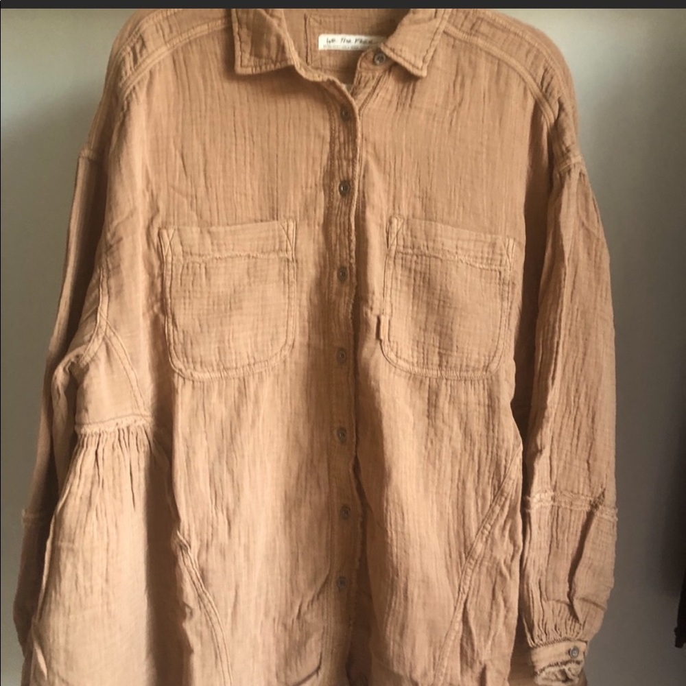 Free People shirt buton